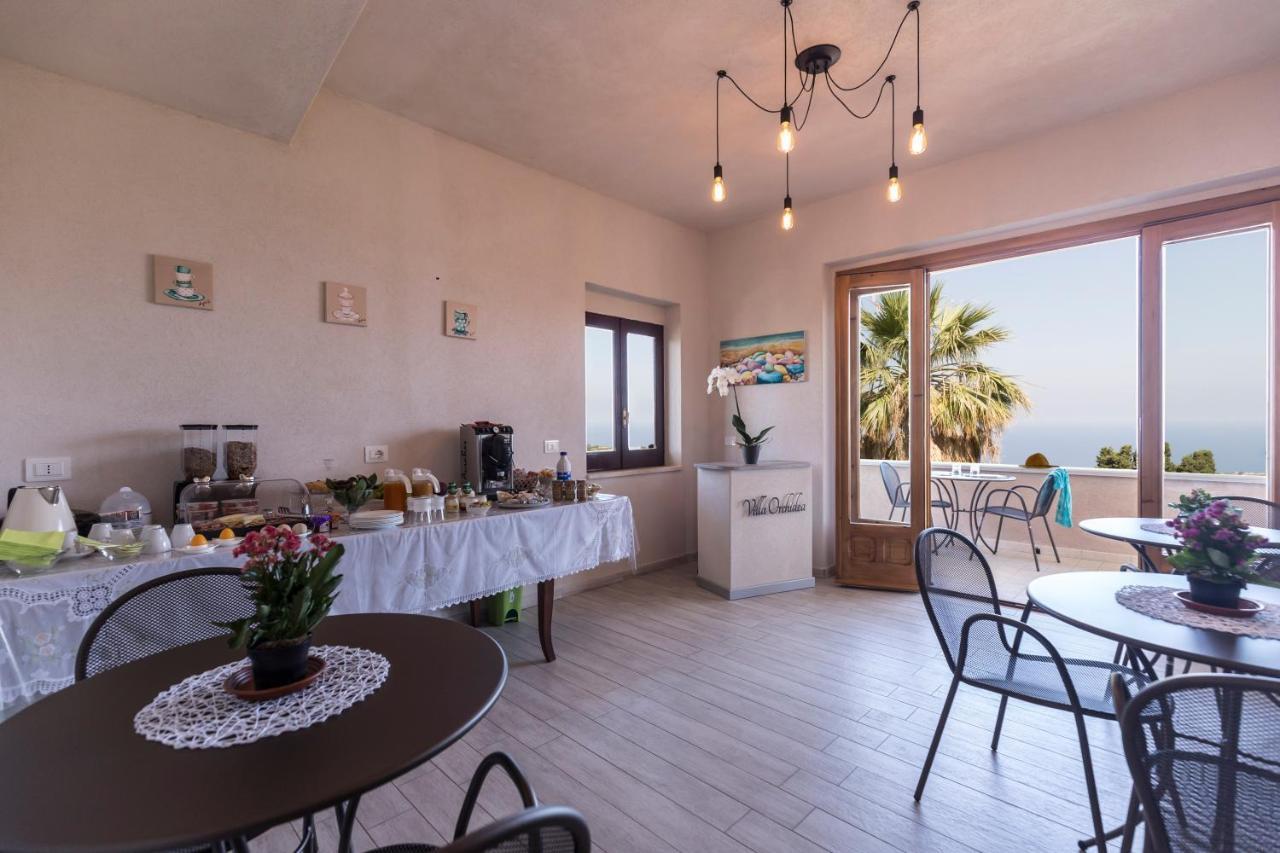 B&B Villa Orchidea Ricadi Exterior photo