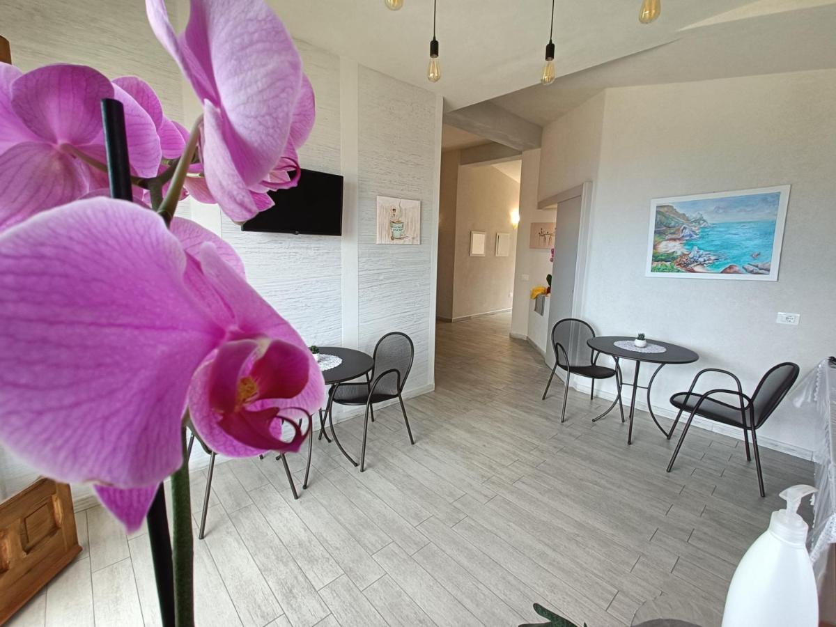 B&B Villa Orchidea Ricadi Exterior photo